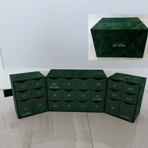 Fabulous Dr. Barbara Sturm Reusable Empty ‘25 Velvet Advent Calendar Storage Box